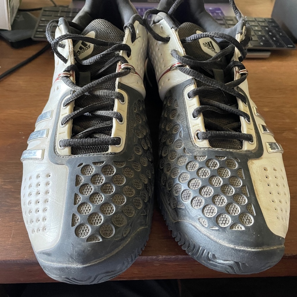 Adidas Tennis Shoes